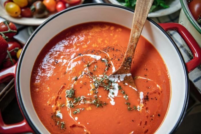 tomato sauce in enamel pot