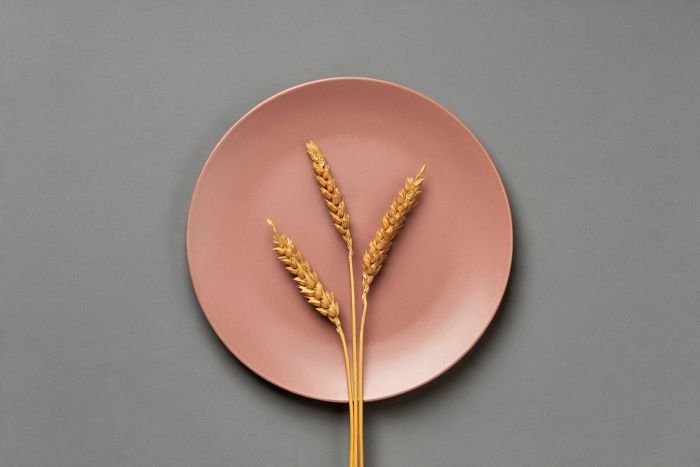 Wheat straw plate